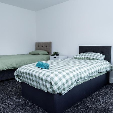 Spacious Ground Floor Apt Near Old Trafford Stadium مانشستر المظهر الخارجي الصورة